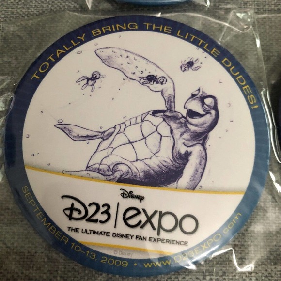Set Of 7 Disney D23 Expo 2009 Button Pin Badge UNOPENED Complete New Sealed - Picture 5 of 9